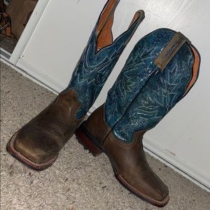 Ladies dan post boots